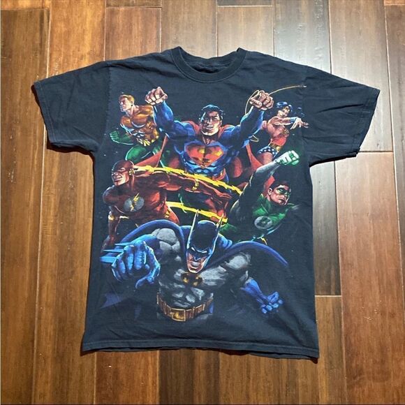 Marvel Reversible Super Hero T-Shirt - Picture 1 of 6